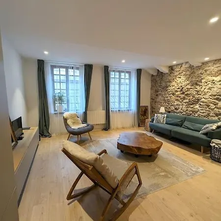 Le Prestige Yourhosthelper Apartment *